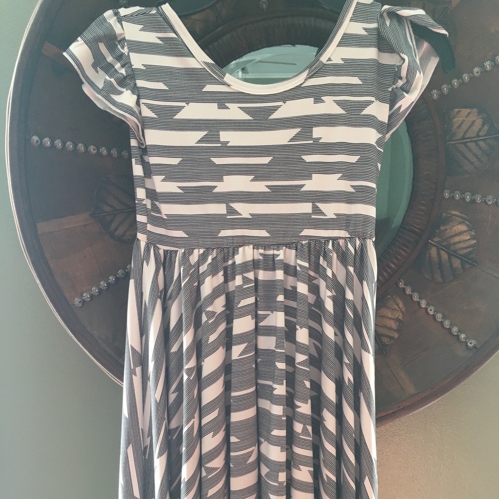 Dot dot smile dress